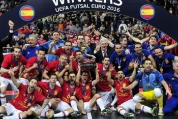 Фотография к новости: Казахстанские футболисты в полуфинале ЕВРО-2018 по футзалу встретятся с действующим чемпионом