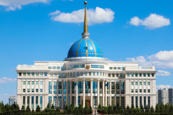 Фотография к новости: Токаев провел телефонный разговор с председателем Федерального национального совета ОАЭ