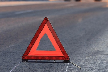 Фотография к новости: ДТП в Таразе: полицейский на служебном авто врезался в трактор