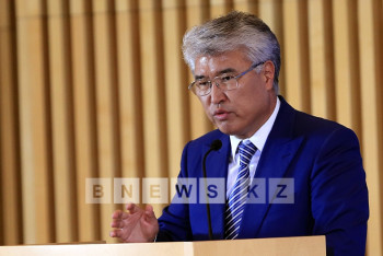 Фотография к новости:  Голодный человек творчески успешнее – Мухамедиулы