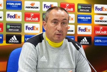 Фотография к новости: Стойлов: Нет легионеров и местных, играют лучшие игроки в команде