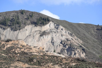 Фотография к новости: Новое озеро может появиться в Алматинской области из-за сдвига горной массы