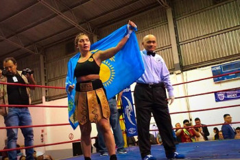 Фотография к новости: Казахстанская боксёрша победила на профи-ринге в Мексике