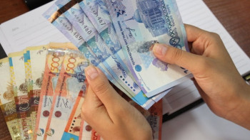 Фотография к новости: 97 тыс. алматинцам повысили зарплату