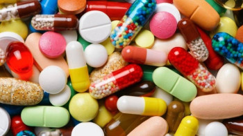 Фотография к новости: Причины сбоя поставки лекарств назвал глава Минздрава