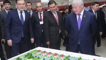 Фотография к новости: Зарубежным инвесторам показали свободные месторождения в Актюбинской области