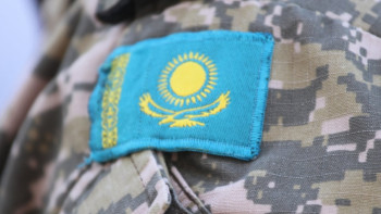 Фотография к новости: Из-за кредитов в банках дисциплина казахстанских военнослужащих улучшилась - МО РК