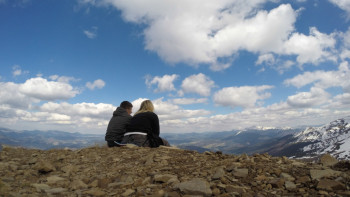 Фотография к новости: Влюблённых подростков спасли в горах Алматы