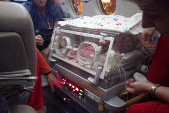 Фотография к новости: Мы безмерно счастливы – семье из Алматы удалось вернуть двухмесячную дочь из Турции 