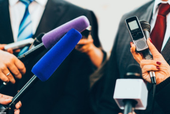 Фотография к новости: Работать в районных газетах молодых журналистов призвал депутат 