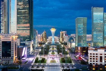 Фотография к новости: Писатели и поэты Казахстана поддержали переименование столицы