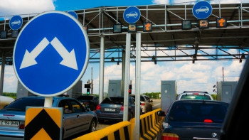 Фотография к новости: В Казахстане проезд по платным дорогам на старом авто будет дороже   