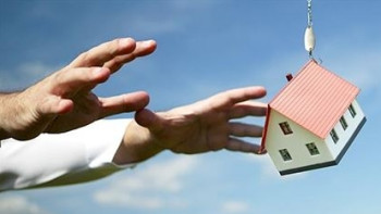 Фотография к новости: Дольщики Астаны выступили в поддержку Хорошуна