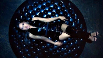 Фотография к новости: Это Казахстан, детка – вышел первый клип Наzимы