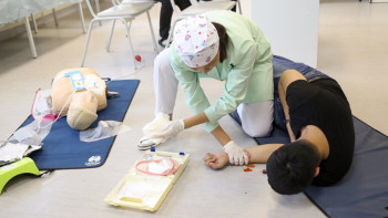 Фотография к новости: Казахстанских врачей обучили работать в условиях ЧП