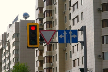 Фотография к новости: Cветофоры появятся на 73 нерегулируемых пешеходных переходах Астаны