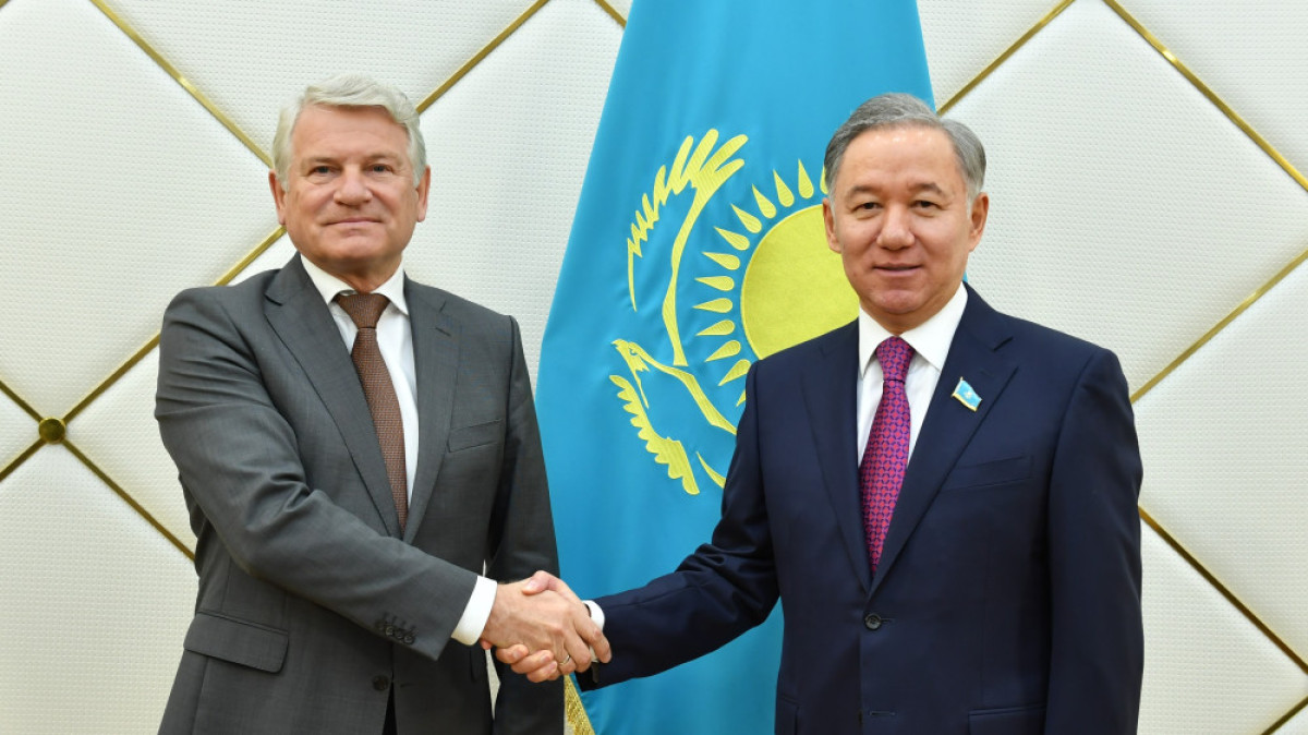  пресс-службы Мажилиса