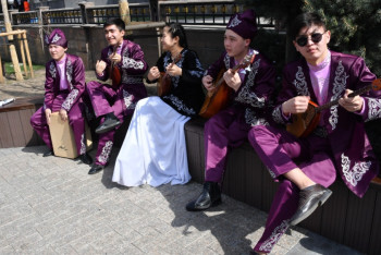 Фотография к новости: Как национальный день домбры отметят в Алматы