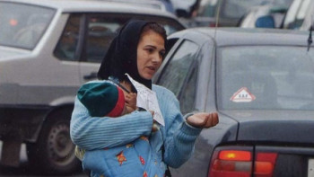 Фотография к новости: Бороться с детским попрошайничеством в Алматы предлагают радикальными методами