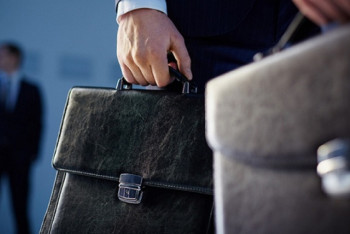 Фотография к новости: Более 4500 госслужащих могут сократить в Казахстане