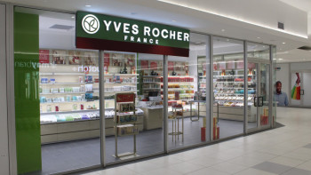 Фотография к новости: Французкий бренд Yves Rocher заявил об уходе с британского рынка из-за Brexit  