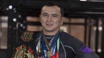 Фотография к новости: Суд Астаны вернул звание заслуженного мастера спорта РК Айдару Махметову 