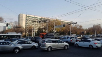 Фотография к новости: Ночью водители гоняют на скорости, поэтому бывают аварии – аким Алматы