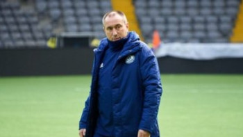 Фотография к новости: Казахстан – Грузия: Стоилов обеспокоен формой игроков сборной