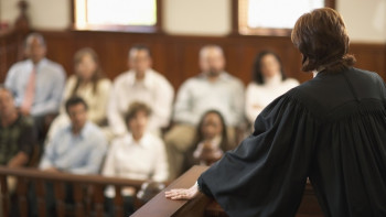 Фотография к новости: Присяжные оправдали четверых карагандинцев, обвиняемых в убийстве и разбое