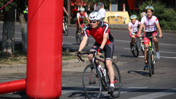 Фотография к новости: Велопробег в Алматы собрал около 700 человек