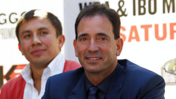 Фотография к новости: Промоутер GGG назвал причину понижения доходов во втором бою с "Канело"