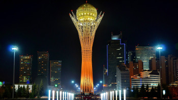 Фотография к новости: В Казахстане 10 девушек носят имя Тенге и 28 парней -  Байтерек 