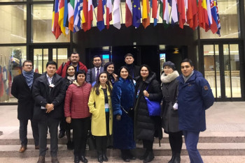 Фотография к новости: Казахстанские журналисты проходят практику в Европарламенте