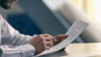 Фотография к новости: Грубые нарушения выявили при проверке деятельности палаты частных судоисполнителей 