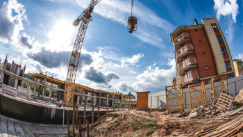 Фотография к новости: 40% всех нарушений приходится на строительство и госзакупки - Минфин   