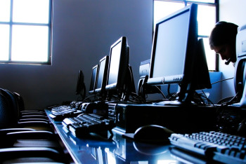 Фотография к новости: О подходах к цифровому обучению населения рассказал Абаев