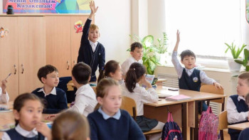 Фотография к новости: Руководители столичных детсадов, школ и колледжей проведут отчётные встречи 