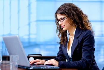 Фотография к новости: МОН призвал не принуждать учителей пользоваться сайтом Bilimland