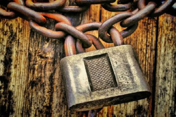 Фотография к новости: Алма-ТВ прокомментировала арест имущества компании