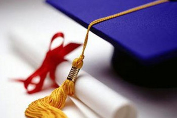 Фотография к новости: МОН опубликовало список образовательных грантов на 2018-2019 учебный год