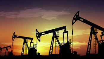 Фотография к новости: На 40 тысяч баррелей в сутки сократит добычу нефти Казахстан в 2019 году