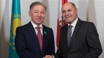 Фотография к новости: Нигматулин встретился с председателем Национального совета Парламента Австрии Соботкой