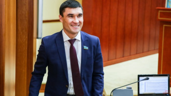 Фотография к новости: Серик Сапиев назначен председателем Комитета по спорту МКС РК