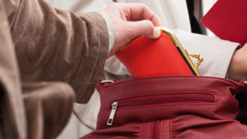 Фотография к новости: Экс-ответсек Минтуризма Хобланды Мусин отработает 300 часов за кражу 1,8 млн тенге 