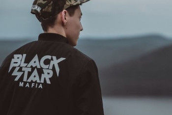 Фотография к новости: Казахстанец признан лучшим сотрудником Black Star