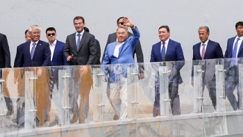 Фотография к новости: Объездили все курорты по миру – Назарбаев о казахстанцах