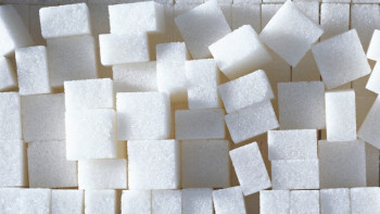 Фотография к новости: Заявление Raimbek о дефиците сахара опровергли в Минэкономики