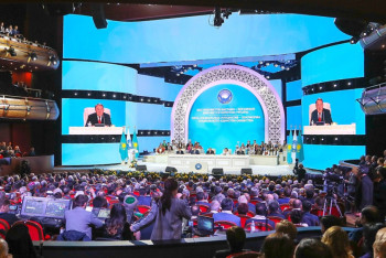 Фотография к новости: Назарбаев освободил от должности двух зампредседателей АНК 