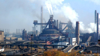 Фотография к новости: По иску экологов суд оштрафовал "АрселорМиталл Темиртау"  на 1 млрд тенге