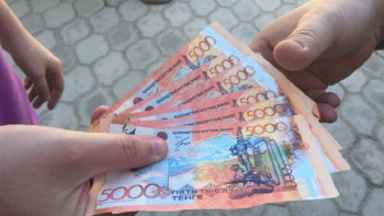 Фотография к новости: Кредитная задолженность на одного казахстанца выросла до 908 тысяч тенге 